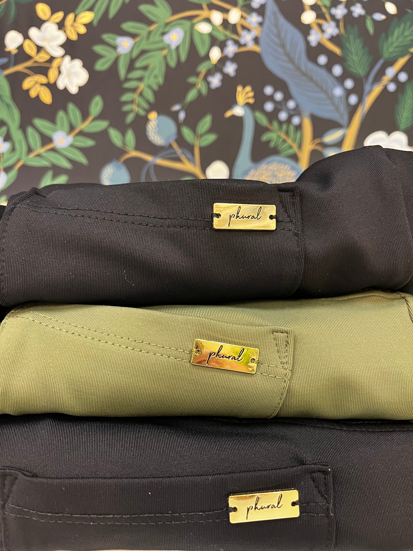 Watch Me Pants Black