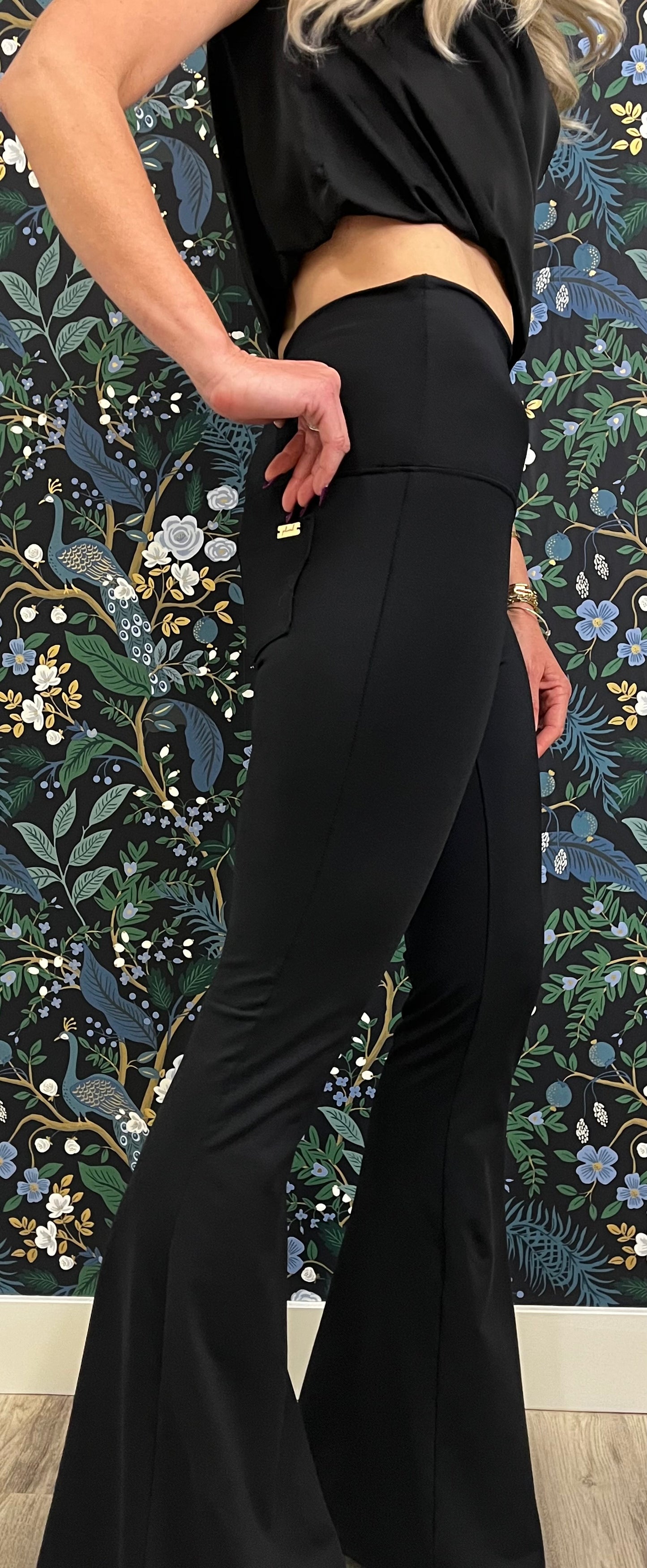 Watch Me Pants Black